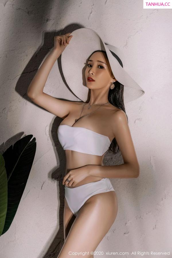 周妍希 奶瓶土肥圆 [XiuRen]高清写真图 2020.07.17 No.2339 奶瓶土肥圆矮挫丑黑穷第2张图片